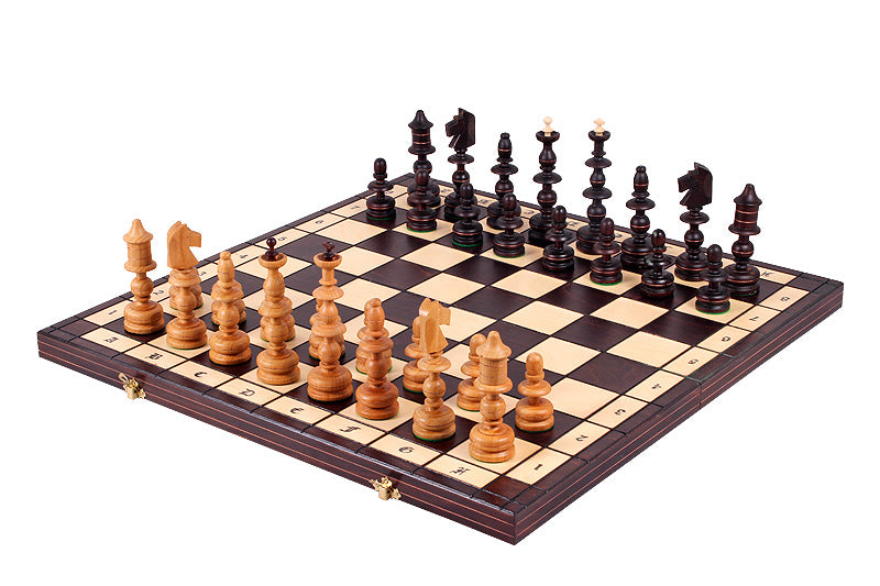 Jeu d'd'échecs POLONAIS ANCIEN en bois de cerisier sauvage, de grande taille (56 x 56 cm) - Jeu d'd'échecs POLONAIS ANCIEN en bois de cerisier sauvage, de grande taille (56 x 56 cm)