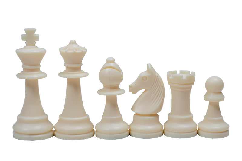 Les pièces d'échecs en plastique crème et noires de taille 6 dans un poly-sac (roi 96 mm) - Les pièces d'échecs en plastique crème et noires de taille 6 dans un poly-sac (roi 96 mm)