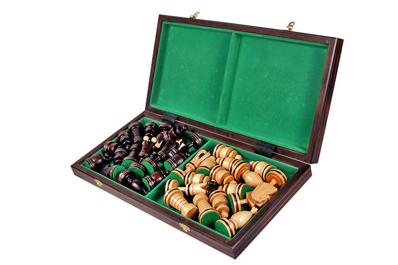 Jeu d'Echecs ROYAL avec incrustations en laiton, en bois bois de charme et de cerisier sauvage, de grande taille (50 x 50cm) - Ensemble Complet - Jeu d'Echecs ROYAL avec incrustations en laiton, en bois bois de charme et de cerisier sauvage, de grande taille (50 x 50cm) - Ensemble Complet