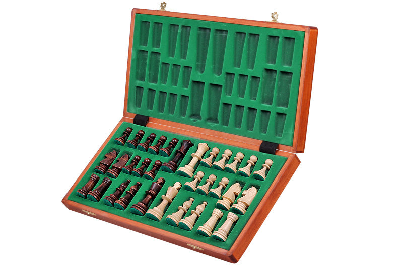 Jeu d'échecs DE TOURNOI No 5 en bois de charme avec l'échiquier en marqueterie de bois d'acajou et sycomore, de taille 5 (48 x 48cm) - Ensemble Complet - Jeu d'échecs DE TOURNOI No 5 en bois de charme avec l'échiquier en marqueterie de bois d'acajou et sycomore, de taille 5 (48 x 48cm) - Ensemble Complet