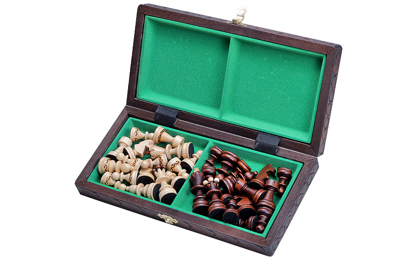 Jeu d'échecs PERLE Maron en bois de hêtre, de petite taille (29 x 29cm) - Ensemble Complet - Jeu d'échecs PERLE Maron en bois de hêtre, de petite taille (29 x 29cm) - Ensemble Complet