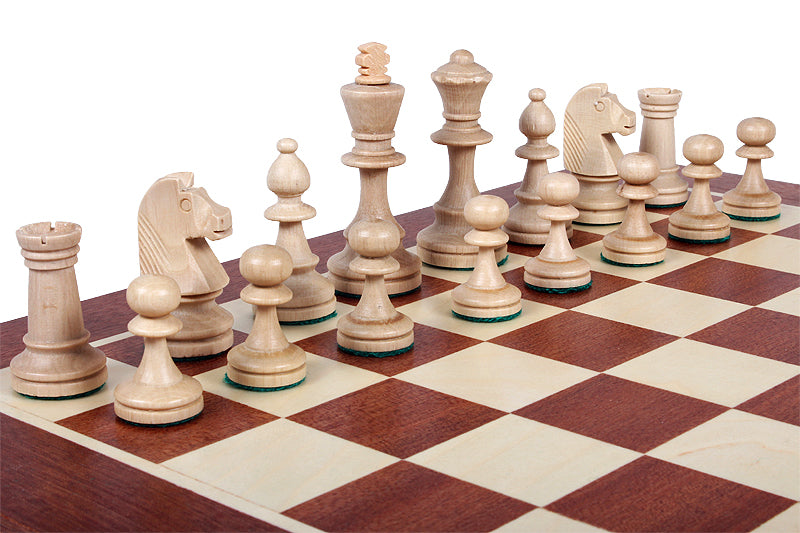 Les pièces d'échecs en bois STAUNTON de taille 4 avec la boîte de rangement en bois foncé - Les pièces d'échecs en bois STAUNTON de taille 4 avec la boîte de rangement en bois foncé