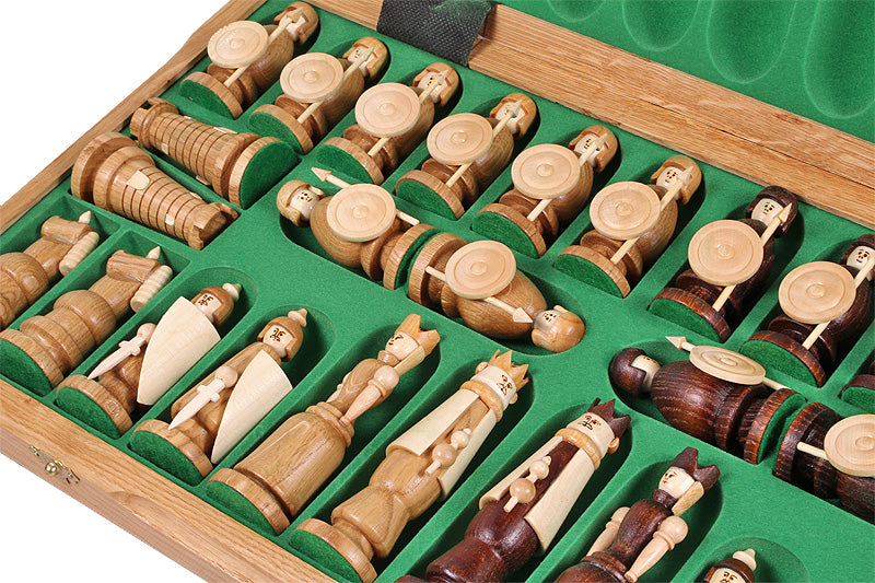 Jeu d'Echecs MAGNAT en bois de chêne, de cerisier sauvage et de sycomore, de grande taille (55 x 55cm) - Ensemble Complet - Jeu d'Echecs MAGNAT en bois de chêne, de cerisier sauvage et de sycomore, de grande taille (55 x 55cm) - Ensemble Complet