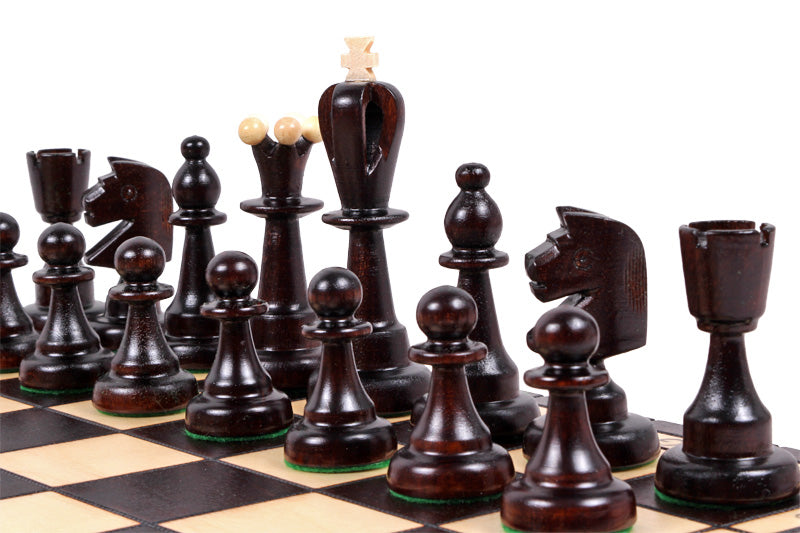 Jeu d'échecs d'AS Marron en bois de charme, de taille moyenne (41 x 41cm) - Ensemble Complet - Jeu d'échecs d'AS Marron en bois de charme, de taille moyenne (41 x 41cm) - Ensemble Complet