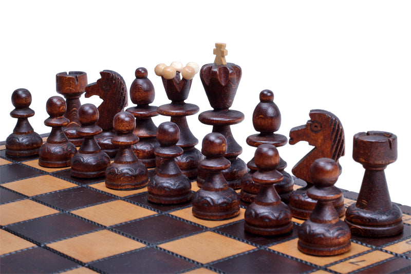 Jeu d'échecs PERLE Maron en bois de hêtre, de petite taille (29 x 29cm) - Ensemble Complet - Jeu d'échecs PERLE Maron en bois de hêtre, de petite taille (29 x 29cm) - Ensemble Complet