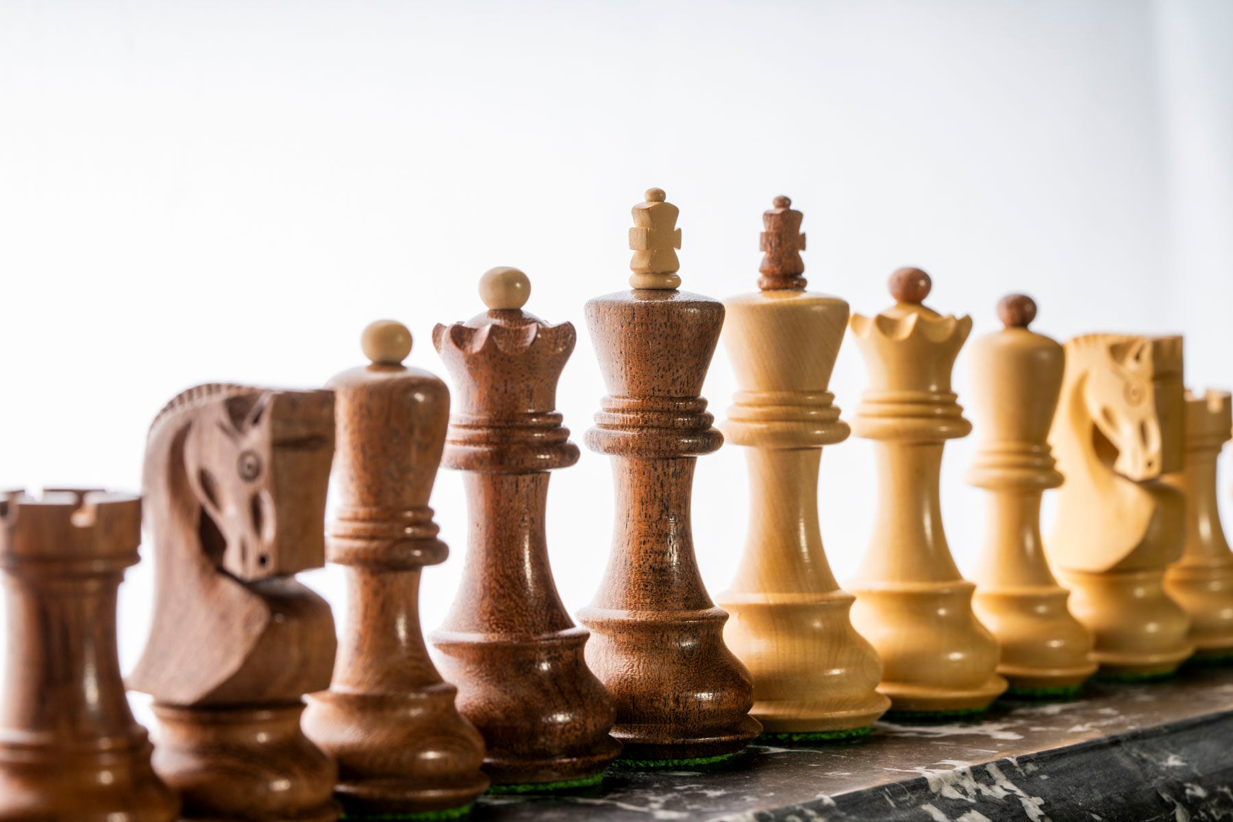 Pièces d'échecs Zagreb en bois d'acacia et de buis - Taille 3,75'' - Pièces d'échecs Zagreb en bois d'acacia et de buis - Taille 3,75''