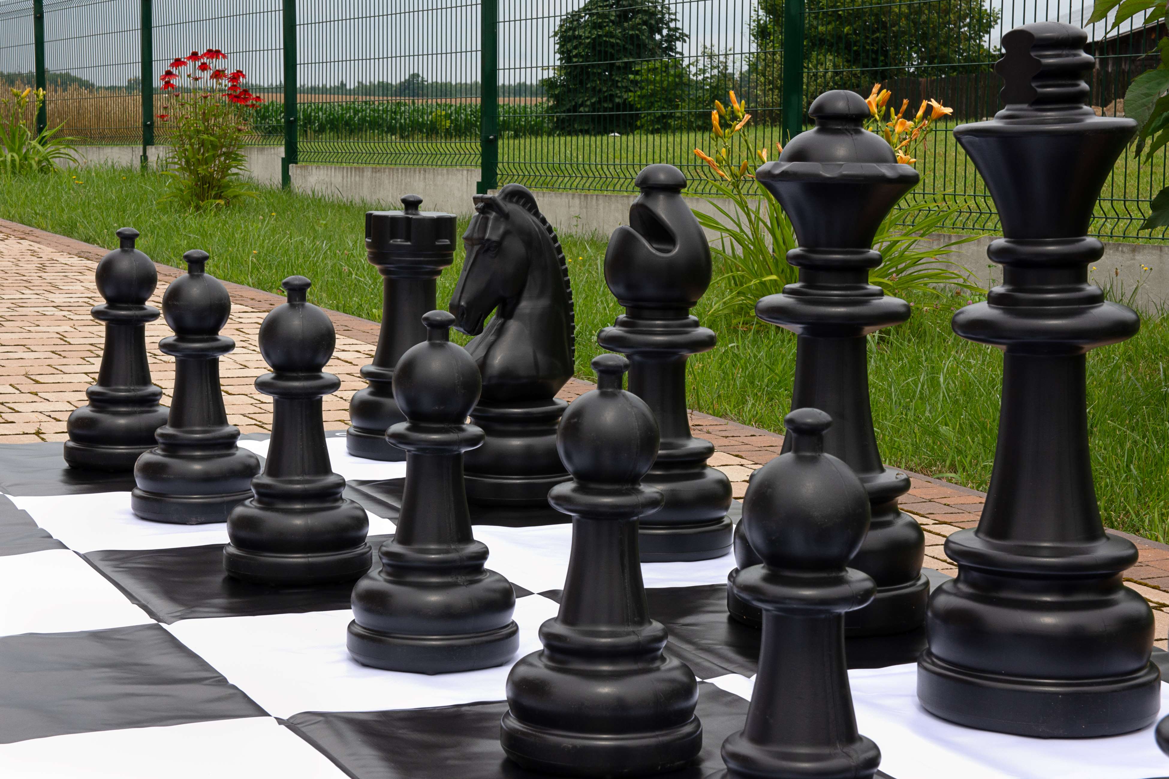 Pièces d'échecs Géantes en plastique pour Jardin et Exterieur (hauteur du roi 74 cm) - Pièces d'échecs Géantes en plastique pour Jardin et Exterieur (hauteur du roi 74 cm)