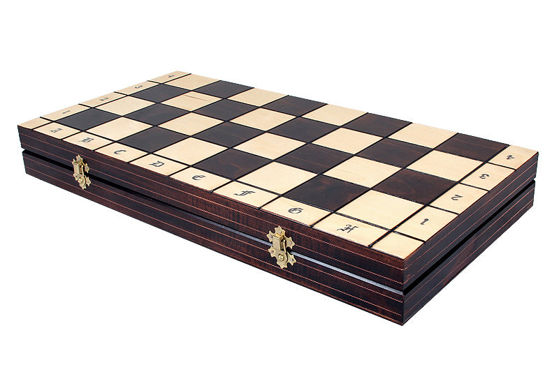 Jeu d'Echecs ROYAL avec incrustations en laiton, en bois bois de charme et de cerisier sauvage, de grande taille (50 x 50cm) - Ensemble Complet - Jeu d'Echecs ROYAL avec incrustations en laiton, en bois bois de charme et de cerisier sauvage, de grande taille (50 x 50cm) - Ensemble Complet