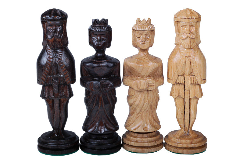 Jeu d'échecs de CHÊNE sculpté de grande taille (65 x 65 cm) - Jeu d'échecs de CHÊNE sculpté de grande taille (65 x 65 cm)