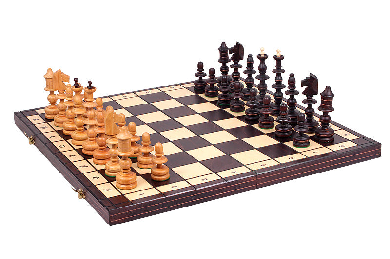 Jeu d'd'échecs POLONAIS ANCIEN en bois de cerisier sauvage, de grande taille (56 x 56 cm) - Jeu d'd'échecs POLONAIS ANCIEN en bois de cerisier sauvage, de grande taille (56 x 56 cm)