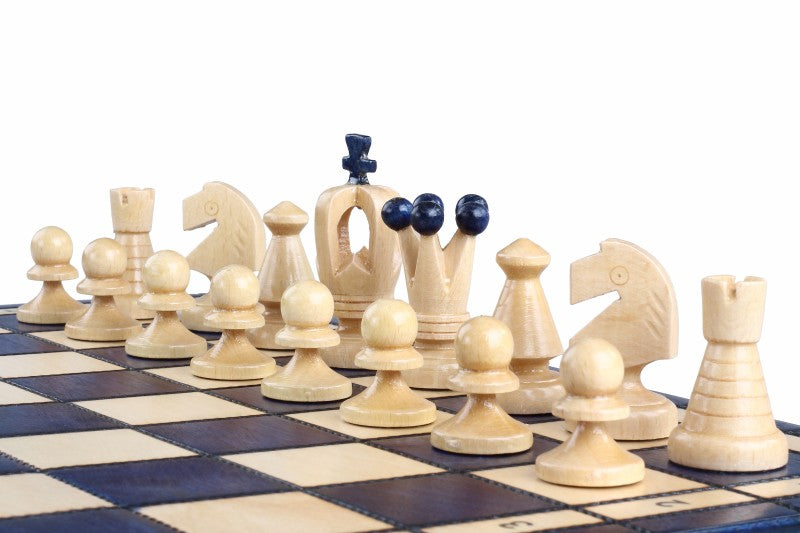 Jeu d'Echecs ROYAL Bleu en bois de charme, de taille moyenne (34 x 34cm) - Ensemble Complet - Jeu d'Echecs ROYAL Bleu en bois de charme, de taille moyenne (34 x 34cm) - Ensemble Complet