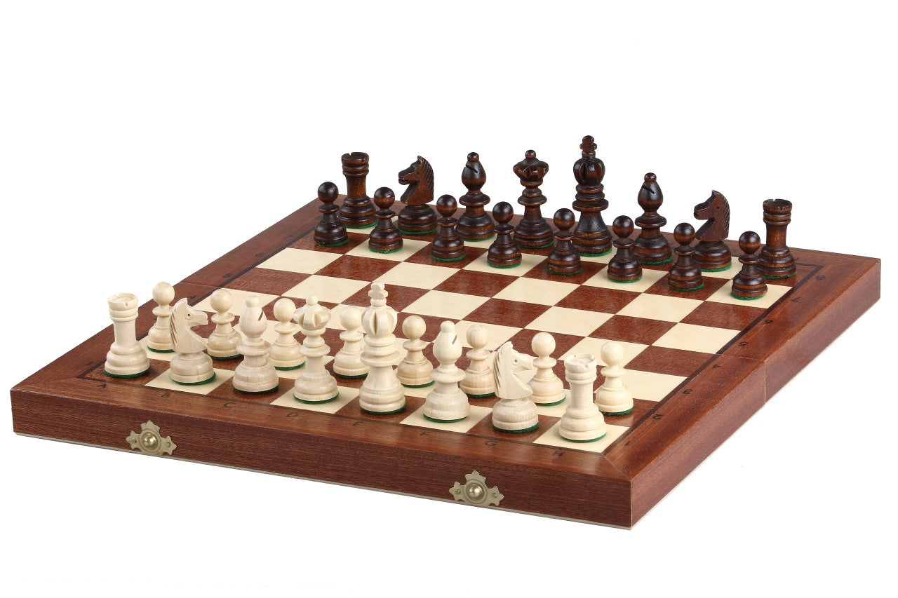 Jeu d'échecs OLYMPIQUE en bois de charme avec l'échiquier en marqueterie de bois d'acajou et sycomore, de taille moyenne (35 x 35 cm) - Ensemble Complet - Jeu d'échecs OLYMPIQUE en bois de charme avec l'échiquier en marqueterie de bois d'acajou et sycomore, de taille moyenne (35 x 35 cm) - Ensemble Complet