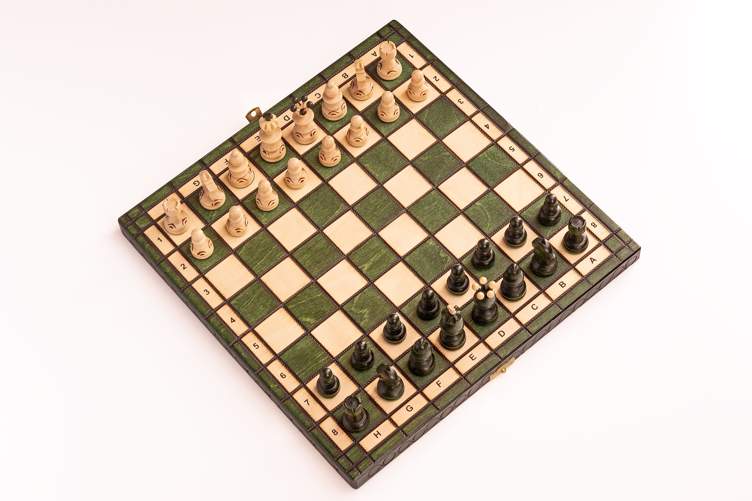 Jeu d'échecs PERLE Vert en bois de hêtre, de taille moyenne (36 x 36cm) - Ensemble Complet couleur verte - Jeu d'échecs PERLE Vert en bois de hêtre, de taille moyenne (36 x 36cm) - Ensemble Complet couleur verte