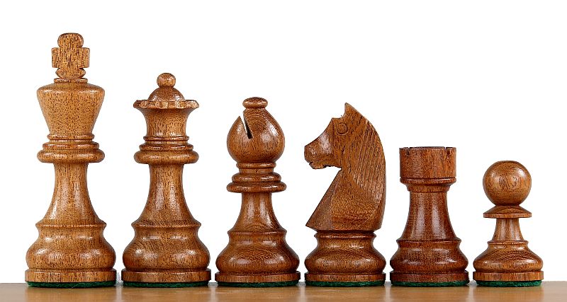 Échiquier noir en marqueterie de bois de et sycomore + Pièces d'échecs Timeless Acacia - Ensemble de taille 6 - Échiquier noir en marqueterie de bois de et sycomore + Pièces d'échecs Timeless Acacia - Ensemble de taille 6