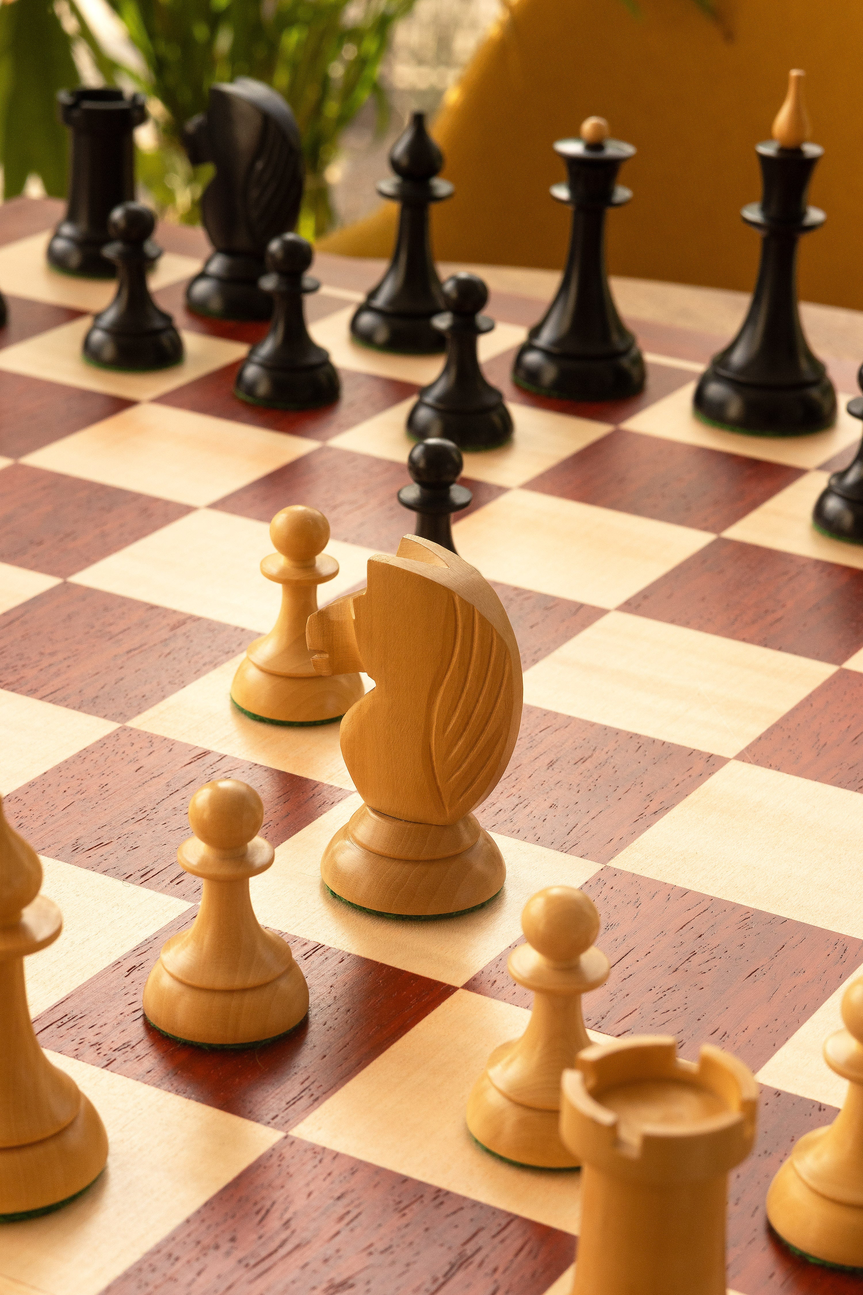 Pièces d'échecs Gambit de la Reine 1957 Ebony en bois d'ébène et buis - Taille 4,00'' - Pièces d'échecs Gambit de la Reine 1957 Ebony en bois d'ébène et buis - Taille 4,00''