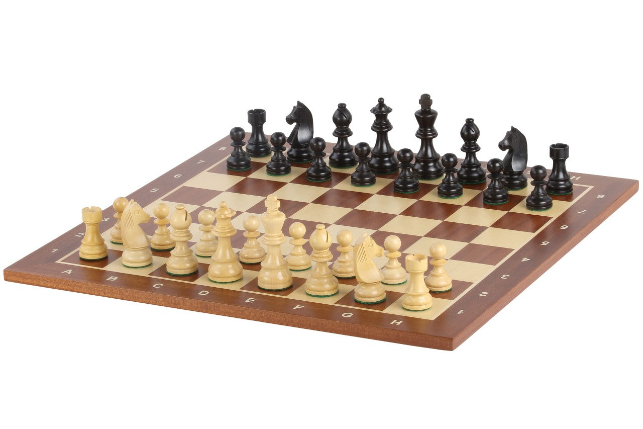 Échiquier avec coordonnées en marqueterie de bois d'acajou et sycomore + Pièces d'échecs Timeless Ebonized - Ensemble de taille 5 - Échiquier avec coordonnées en marqueterie de bois d'acajou et sycomore + Pièces d'échecs Timeless Ebonized - Ensemble de taille 5