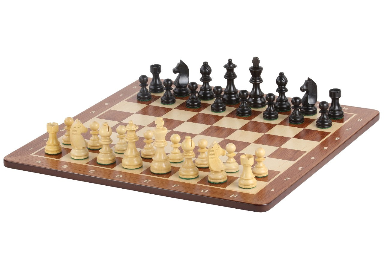 Échiquier noir avec coordonnées en marqueterie de bois de sycomore + Pièces d'échecs Timeless Ebonized - Ensemble de taille 6 - Échiquier noir avec coordonnées en marqueterie de bois de sycomore + Pièces d'échecs Timeless Ebonized - Ensemble de taille 6