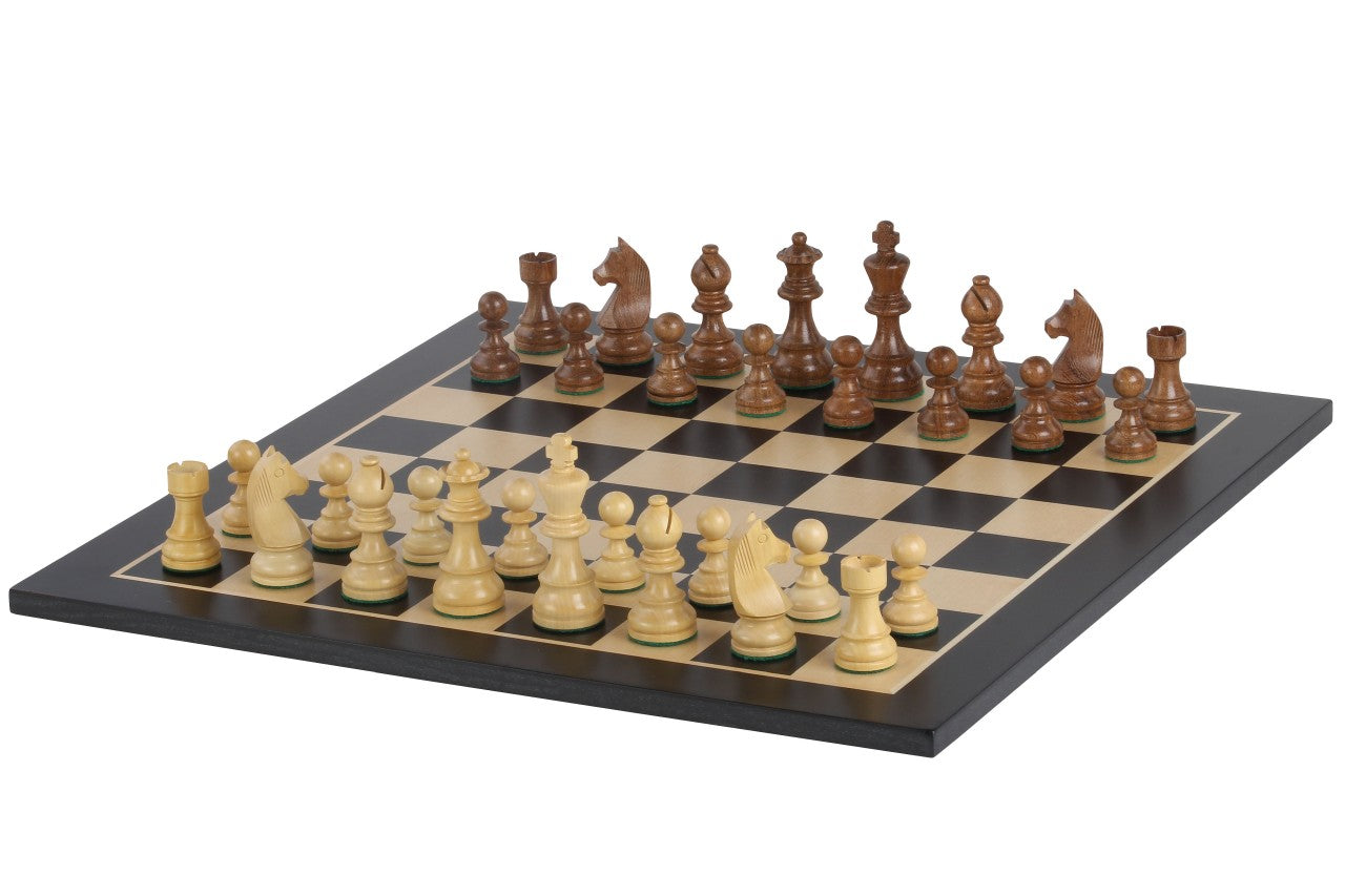 Échiquier en marqueterie de bois de sycomore naturel et teinté + Pièces d'échecs Timeless Acacia - Ensemble de taille 5 - Échiquier en marqueterie de bois de sycomore naturel et teinté + Pièces d'échecs Timeless Acacia - Ensemble de taille 5