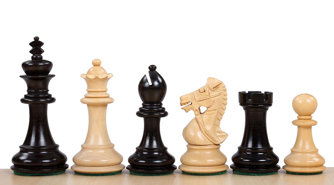Pièces d'échecs King's Bridal en bois de buis naturel et teinté - Taille 3,50'' - Pièces d'échecs King's Bridal en bois de buis naturel et teinté - Taille 3,50''