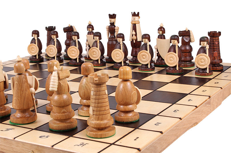 Jeu d'Echecs MAGNAT en bois de chêne, de cerisier sauvage et de sycomore, de grande taille (55 x 55cm) - Ensemble Complet - Jeu d'Echecs MAGNAT en bois de chêne, de cerisier sauvage et de sycomore, de grande taille (55 x 55cm) - Ensemble Complet