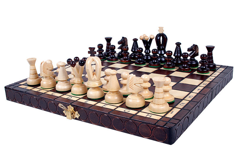 Jeu d'Echecs ROYAL Marron en bois de charme, de petite taille (29 x 29cm) - Ensemble Complet - Jeu d'Echecs ROYAL Marron en bois de charme, de petite taille (29 x 29cm) - Ensemble Complet