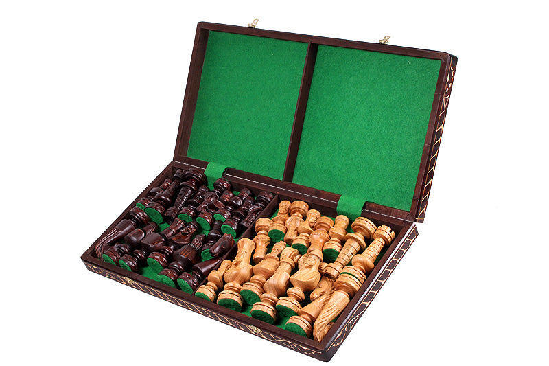 Jeu d'échecs en bois sculpté CESAR de grande taille (60 x 60 cm) - Jeu d'échecs en bois sculpté CESAR de grande taille (60 x 60 cm)