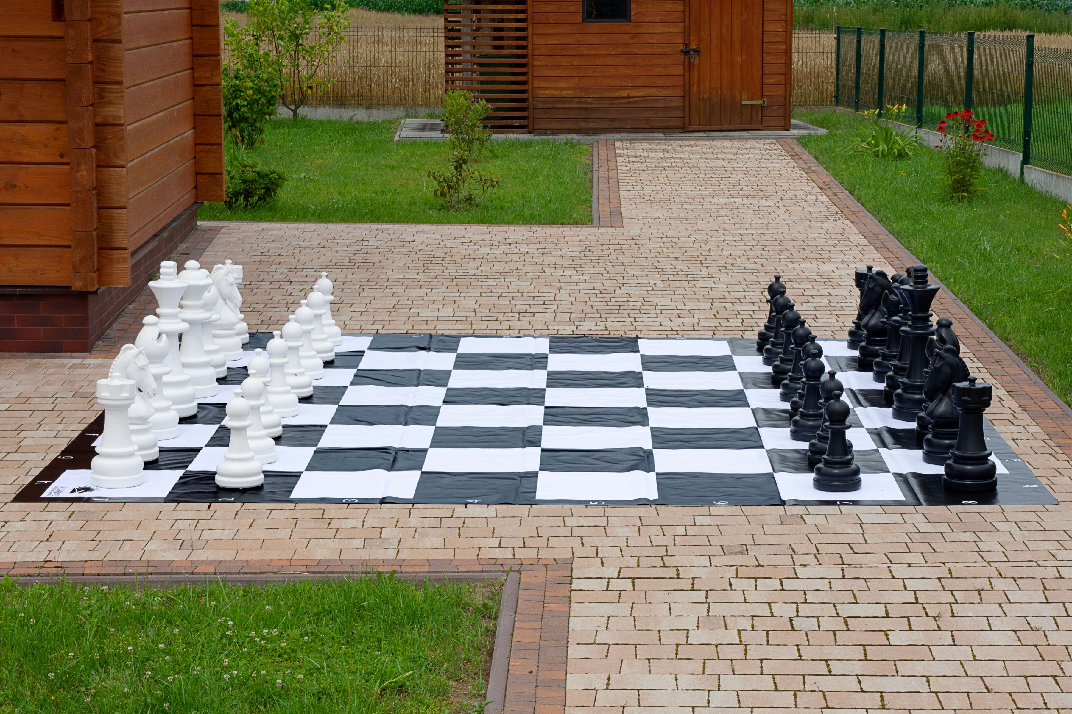 Pièces d'échecs Géantes en plastique pour Jardin et Exterieur (hauteur du roi 74 cm) - Pièces d'échecs Géantes en plastique pour Jardin et Exterieur (hauteur du roi 74 cm)