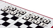 Jeu d'échecs magnétique de poche - l'ensemble cartonné ultra plat