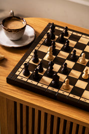 Jeu d'échecs OLYMPIQUE en bois de charme, de taille moyenne (35 x 35m) - Ensemble Complet