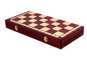 Jeu d'Echecs DU CHÂTEAU sculpté en bois de tilleul, de taille moyenne (50 x 50cm) - Ensemble Complet