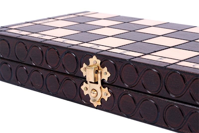 Jeu d'Echecs ROYAL Marron en bois de charme, de petite taille (29 x 29cm) - Ensemble Complet - Jeu d'Echecs ROYAL Marron en bois de charme, de petite taille (29 x 29cm) - Ensemble Complet