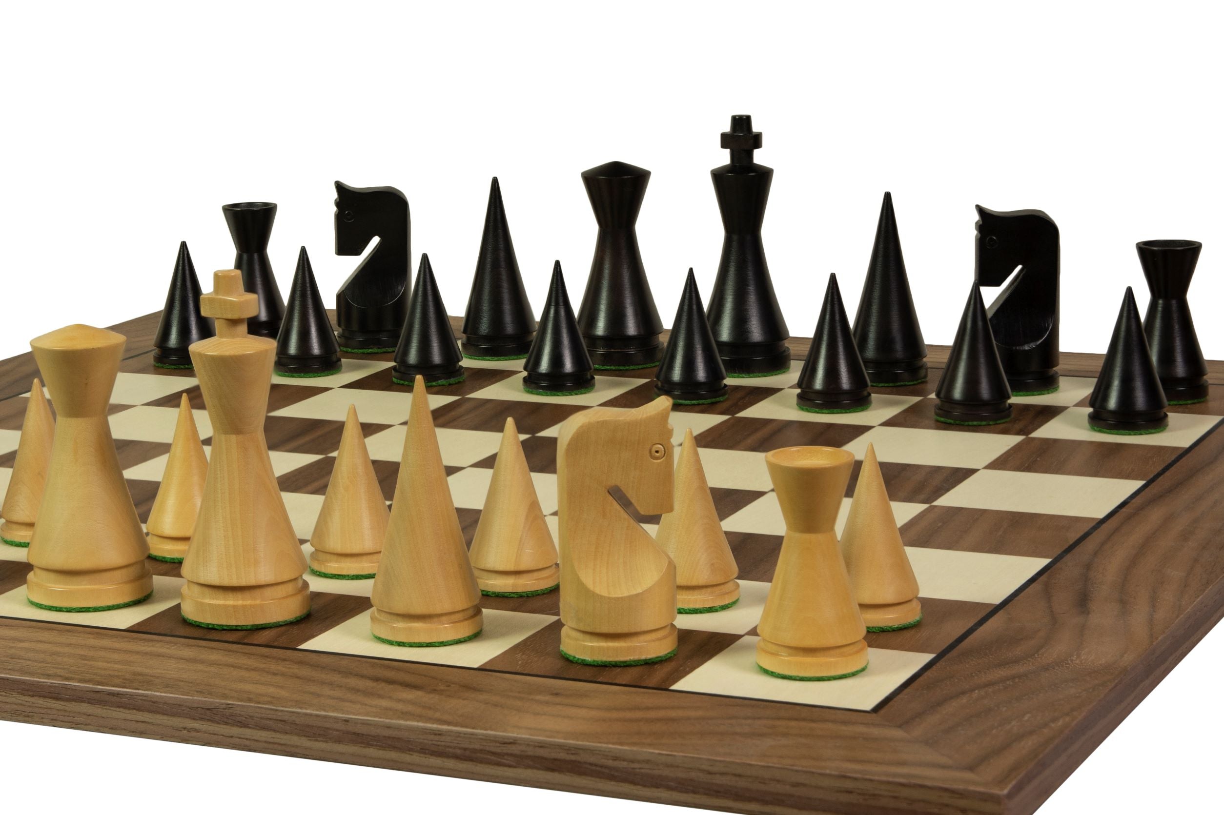 Echiquier sans coordonnées en marqueterie de bois de noyer et sycomore - échiquier luxe de Taille 5+/6 avec une bande noire séparant les cases et les bords - Echiquier sans coordonnées en marqueterie de bois de noyer et sycomore - échiquier luxe de Taille 5+/6 avec une bande noire séparant les cases et les bords