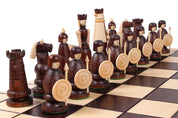 Jeu d'Echecs MAGNAT en bois de chêne, de cerisier sauvage et de sycomore, de grande taille  (55 x 55cm) - Ensemble Complet
