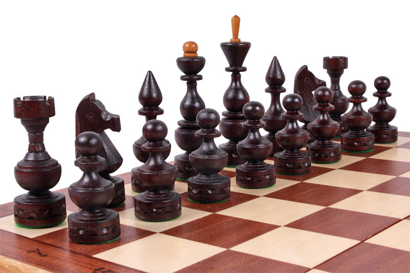 Jeu d'échecs DEBUT en bois de cerisier sauvage avec l'échiquier en marqueterie de bois d'acajou et sycomore, de grande taille (48 x 48cm) - Ensemble Complet - Jeu d'échecs DEBUT en bois de cerisier sauvage avec l'échiquier en marqueterie de bois d'acajou et sycomore, de grande taille (48 x 48cm) - Ensemble Complet