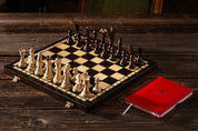 Jeu d'échecs d'AS Marron en bois de charme, de taille moyenne (41 x 41cm) - Ensemble Complet