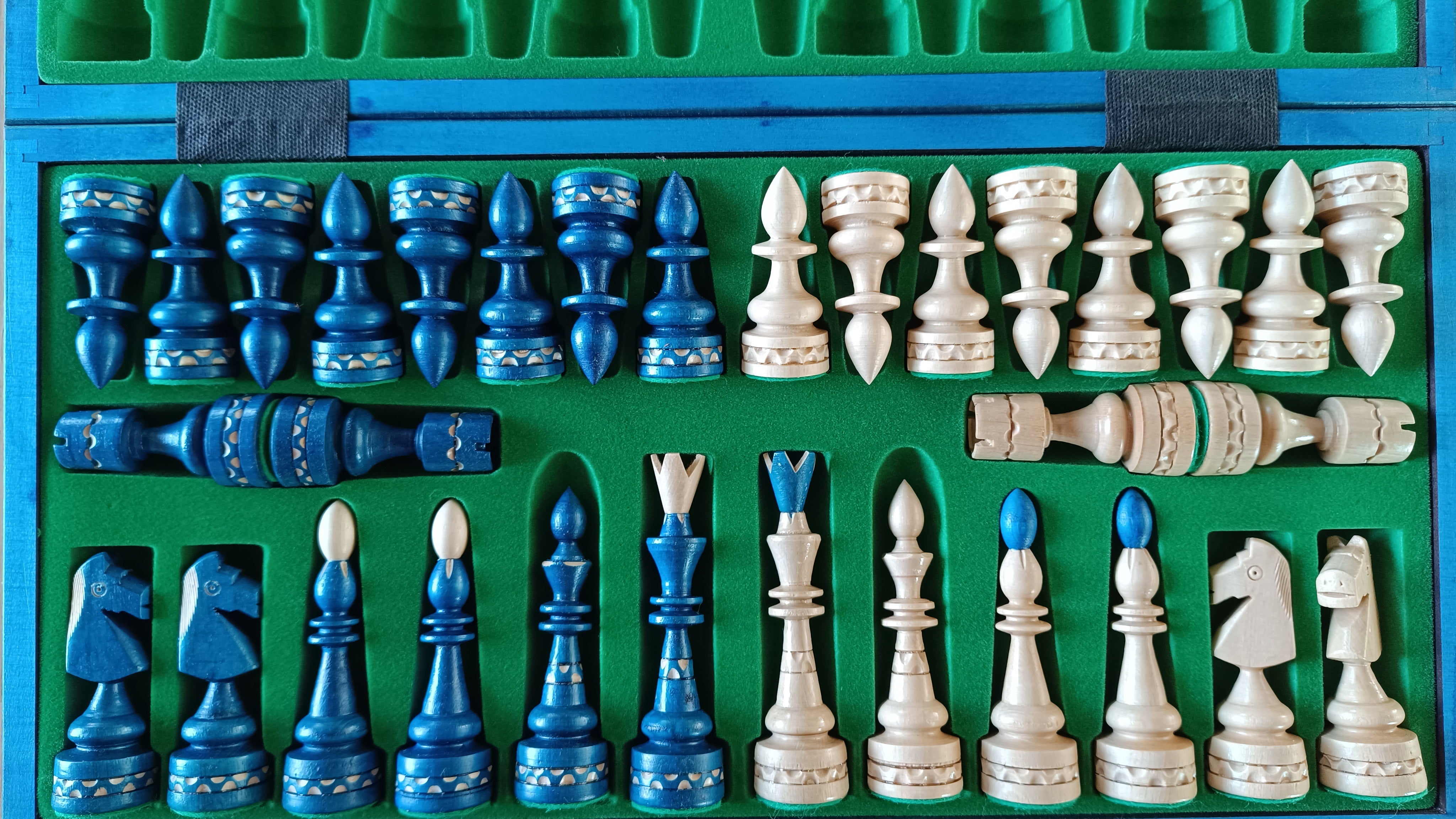Jeu d'd'échecs INDIEN Blue en bois de charme, de grande taille  (54 x 54cm) - Ensemble Complet - Jeu d'd'échecs INDIEN Blue en bois de charme, de grande taille  (54 x 54cm) - Ensemble Complet