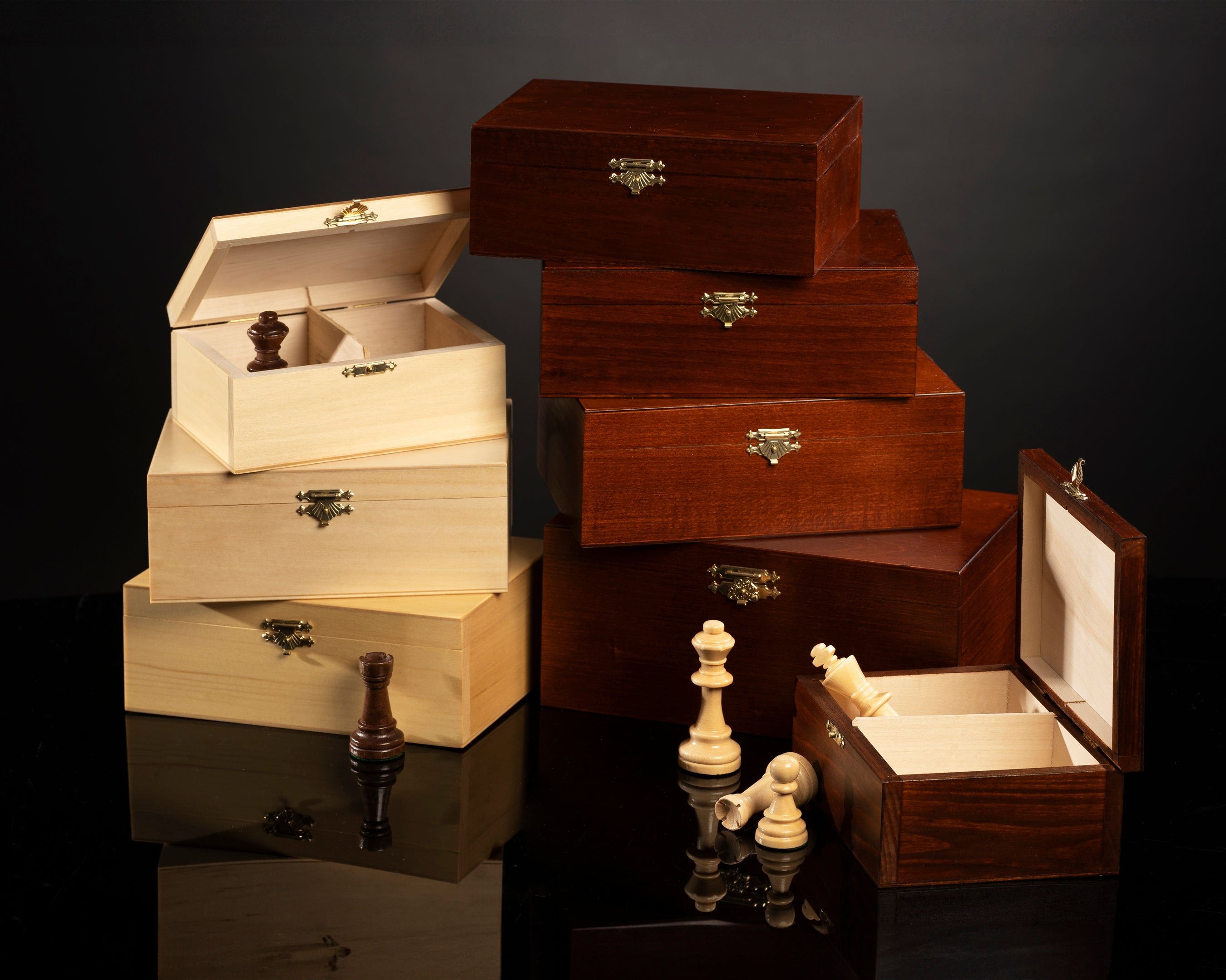 Boîte de rangement en bois foncé pour pièces d'échecs de taille 4 (un roi de 78-80 mm) - Boîte de rangement en bois foncé pour pièces d'échecs de taille 4 (un roi de 78-80 mm)