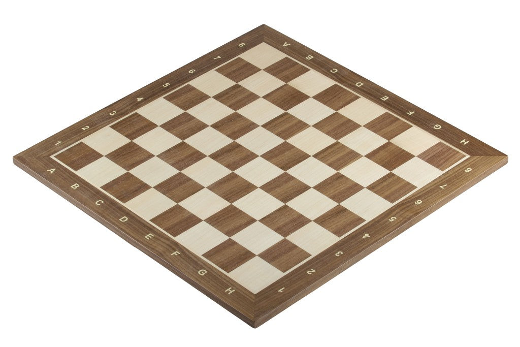 Échiquier avec coordonnées en marqueterie de bois de noyer et sycomore  + Pièces d'échecs Timeless Ebonized - Ensemble de taille 6 - Échiquier avec coordonnées en marqueterie de bois de noyer et sycomore  + Pièces d'échecs Timeless Ebonized - Ensemble de taille 6