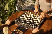 Jeu d'échecs en bois SENATOR 42 × 42 cm — pièces sculptées, noires (roi 80 mm, notation, pliable)