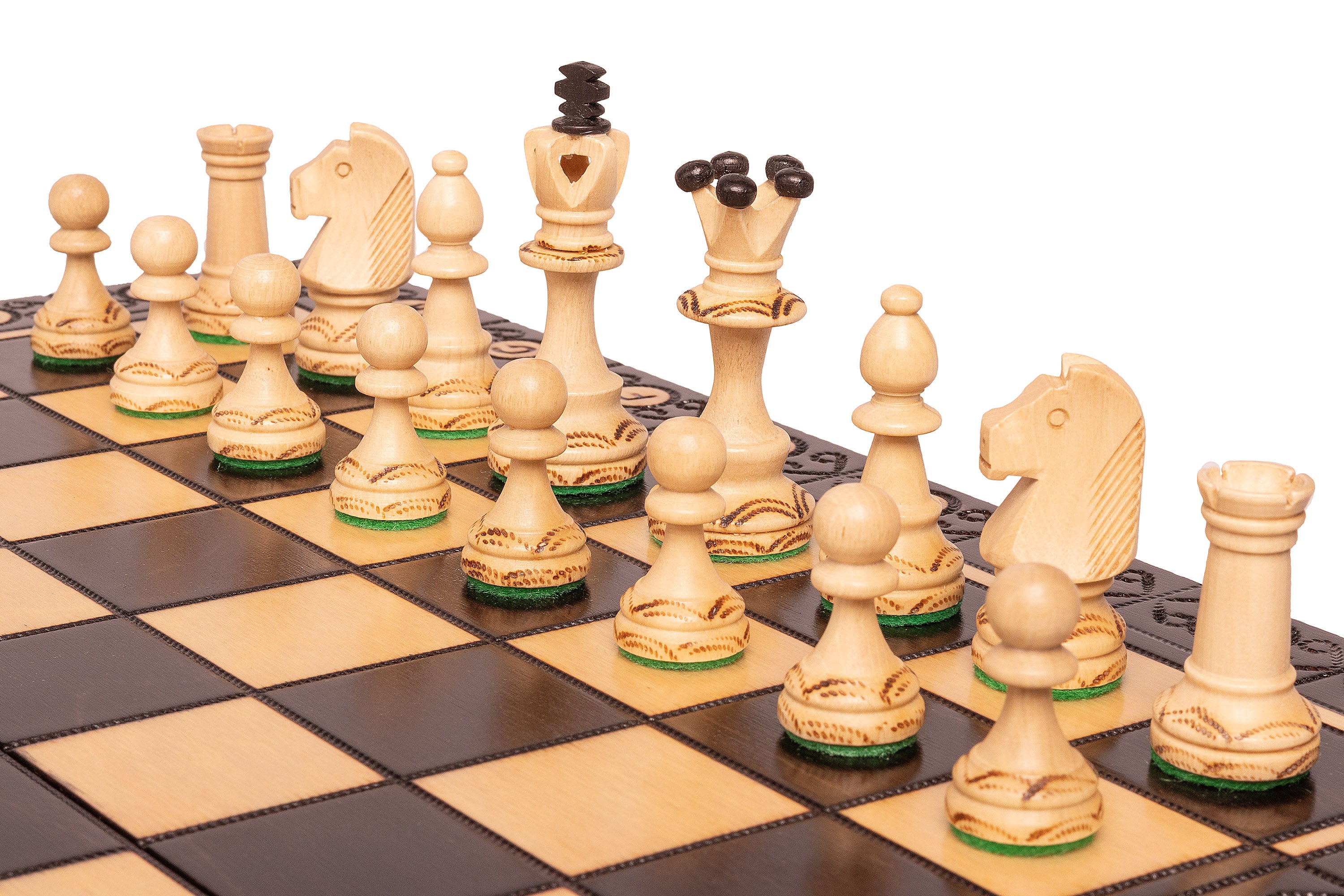 Jeu d'échecs en bois SENATOR 42 × 42 cm — pièces sculptées, noires (roi 80 mm, notation, pliable) - Jeu d'échecs en bois SENATOR 42 × 42 cm — pièces sculptées, noires (roi 80 mm, notation, pliable)