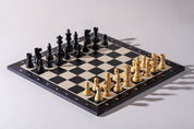 Pièces d'échecs French en bois de buis teinté et naturel - Taille 3,00''
