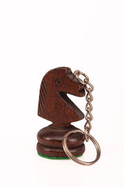 Porte clé - Cavalier noir / Pièce d'échecs en bois teinté en noir