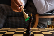 Jeu d'Echecs BESKID en bois de charme, de grande taille  (49 x 49cm) - Ensemble Complet