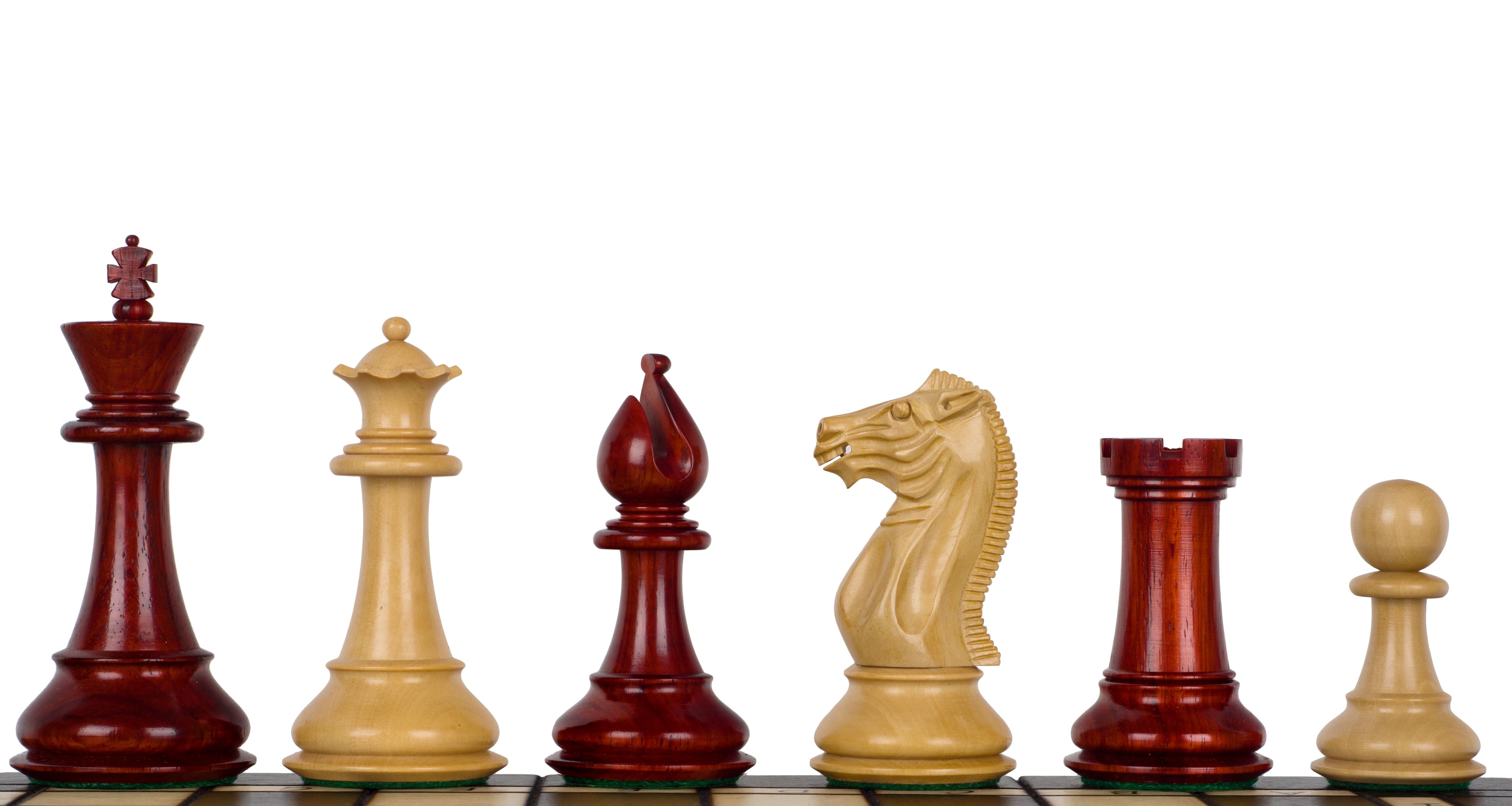 Pièces d'échecs Pershing en bois de padouk et de buis - Taille 4,25'' - Pièces d'échecs Pershing en bois de padouk et de buis - Taille 4,25''