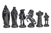 Pièces d'échecs noires et dorées en plastique de style Médiéval, de taille 6 dans un poly-sac (roi 98 mm)