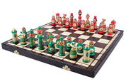 Jeu d'Echecs BABOUCHKA VERT sculpté en bois de bouleau, de taille moyenne (42 x 42cm) - Ensemble Complet