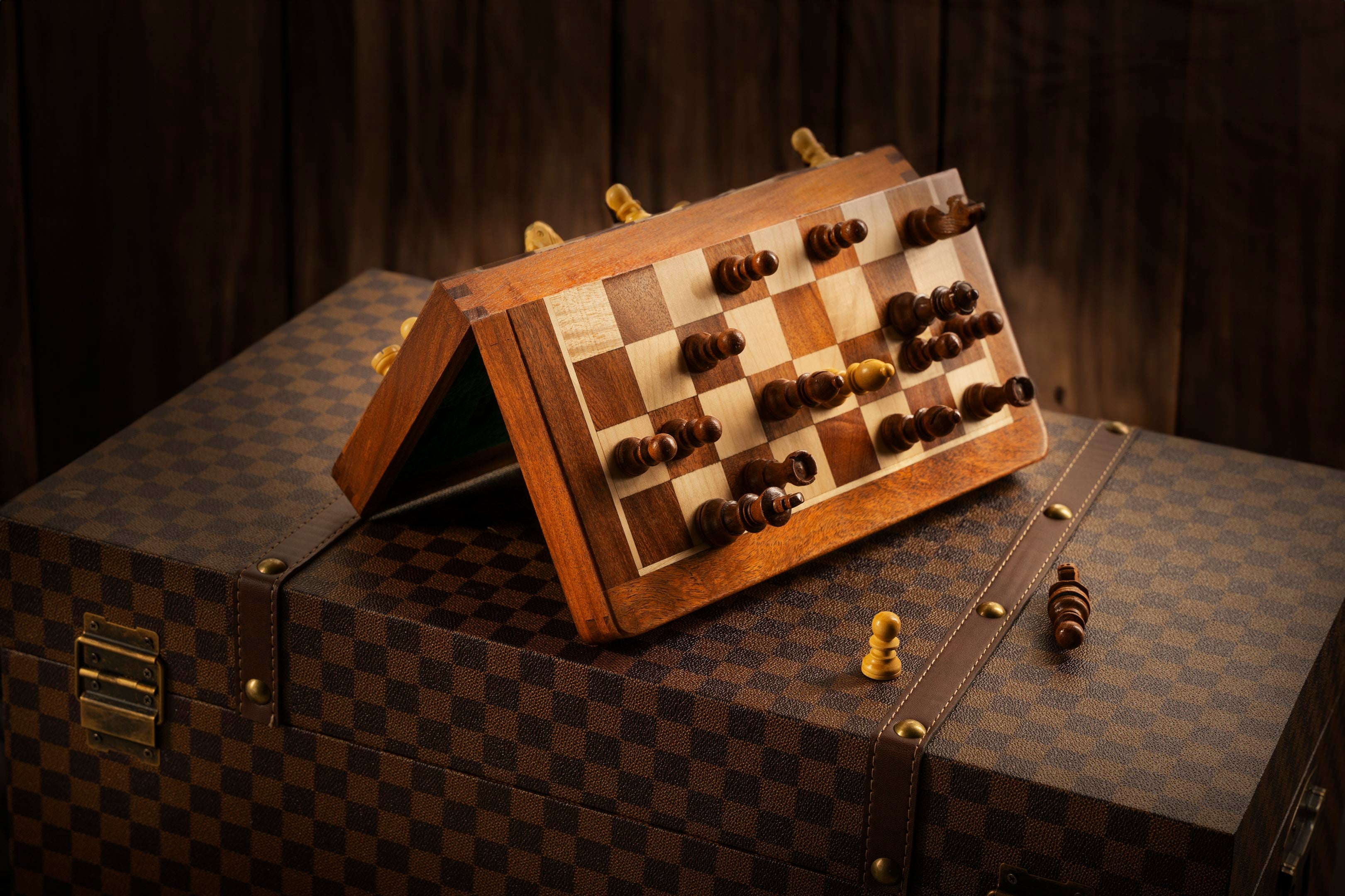 Jeu d'échecs Magnétique Pliant en bois d'acacia et buis de petite taille (25x25cm) - Jeu d'échecs Magnétique Pliant en bois d'acacia et buis de petite taille (25x25cm)