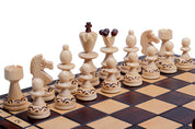 Jeu d'échecs PERLE Maron en bois de hêtre, de petite taille (29 x 29cm) - Ensemble Complet