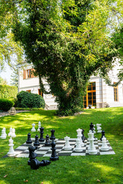 Jeu d'Echecs Géant Jardin et Exterieur: Pièces Echecs Géantes (roi 64cm)  + Echiquier Plastique (cases 36mm)