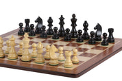Échiquier en marqueterie de bois de padouk et érable  + Pièces d'échecs Timeless Ebonized - Ensemble de taille 6